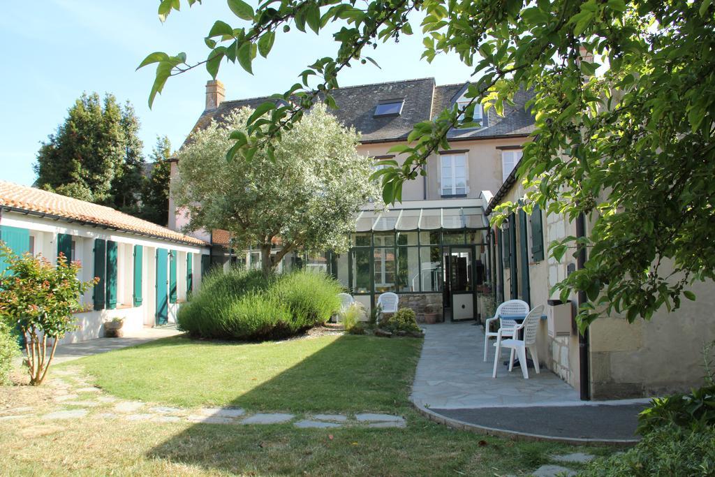 Domaine Le Martinet, The Originals Relais Hotel Bouin  Екстериор снимка