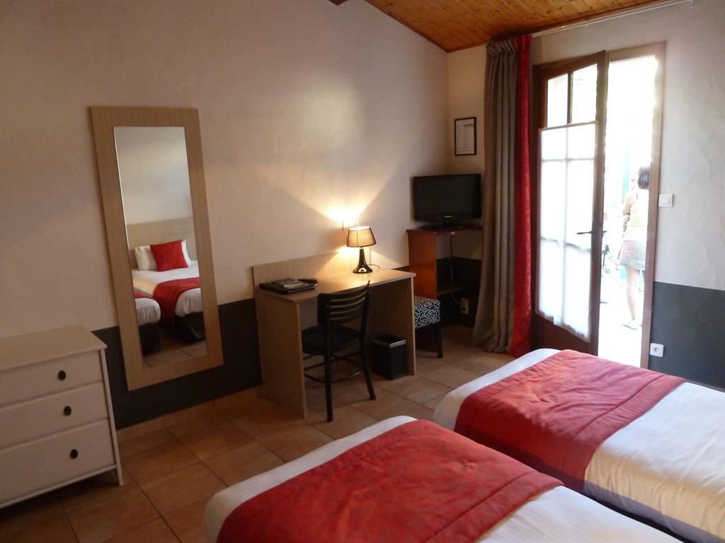 Domaine Le Martinet, The Originals Relais Hotel Bouin  Екстериор снимка