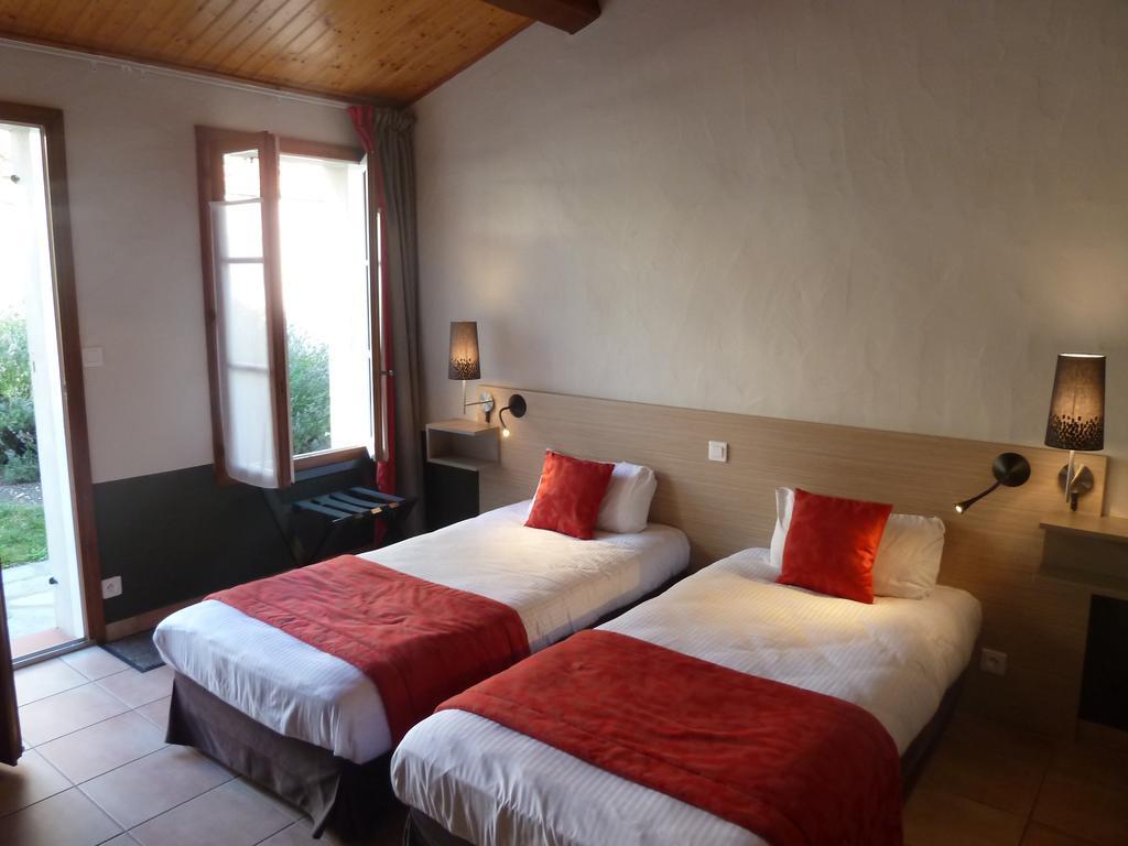 Domaine Le Martinet, The Originals Relais Hotel Bouin  Екстериор снимка